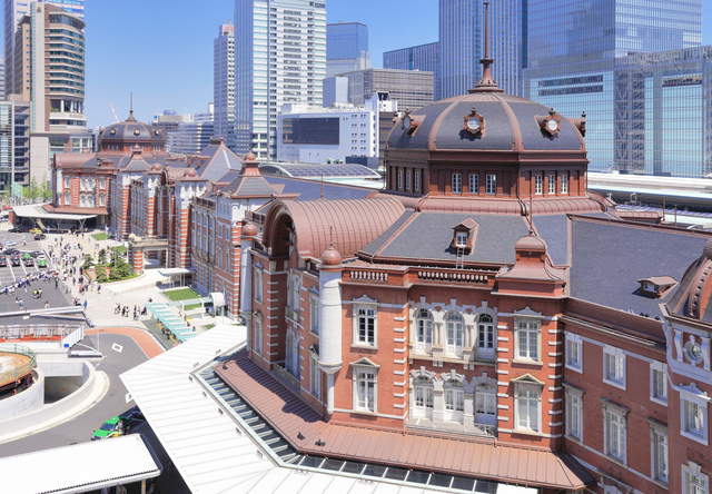 屋根材にも歴史有り！東京駅 スレート屋根の物語